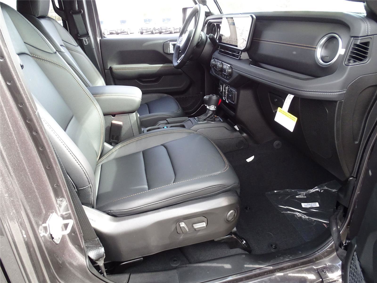 New 2025 Jeep Wrangler Sahara w/ Safety Group image 7