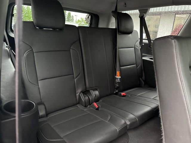 Used 2019 Chevrolet Suburban LT w/ Luxury Package AWD/4WD image 12