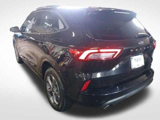 Certified 2023 Ford Escape ST-Line w/ Tech Pack #1 image 7