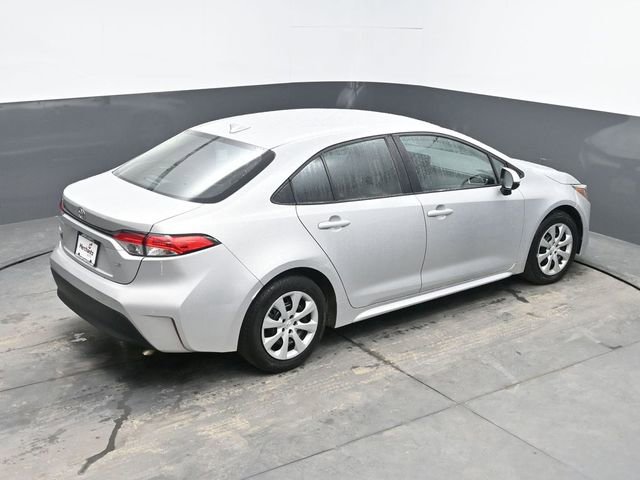 Used 2023 Toyota Corolla LE FWD image 32