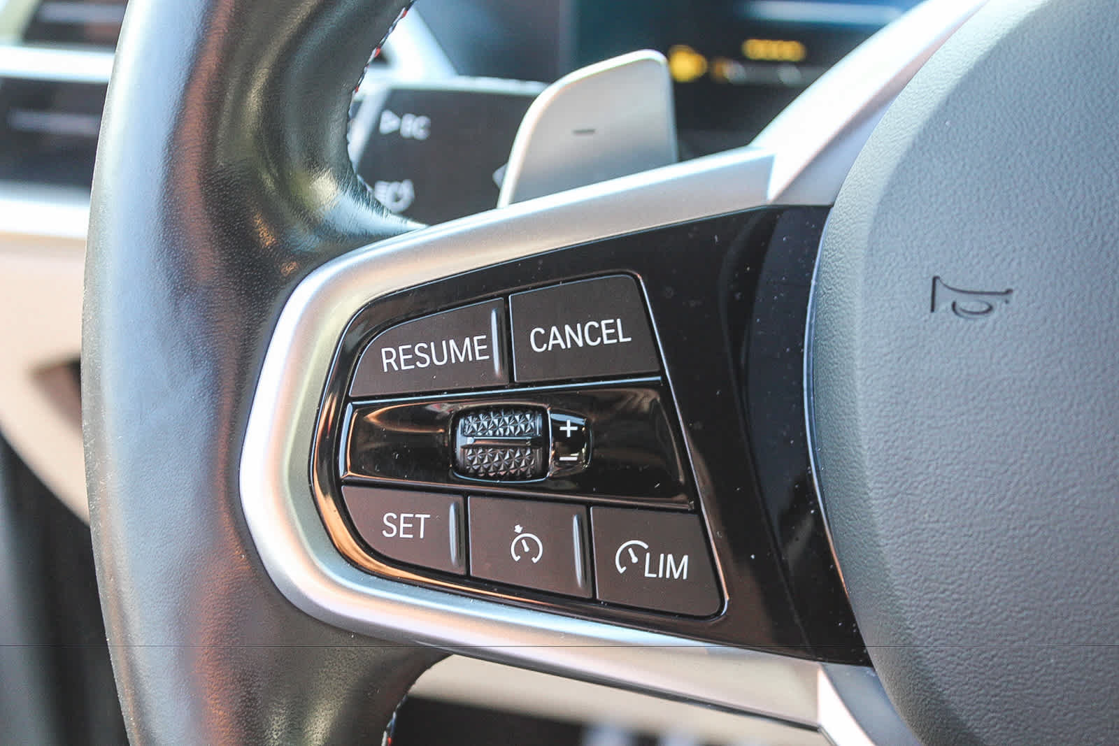 Used 2025 BMW M340i Sedan RWD image 22