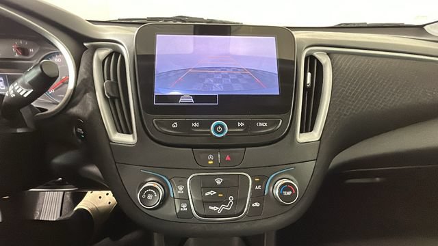 Used 2022 Chevrolet Malibu LS FWD image 24