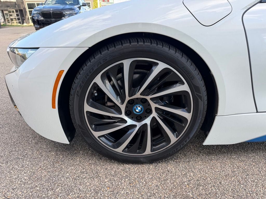 Used 2016 BMW i8 AWD/4WD image 9