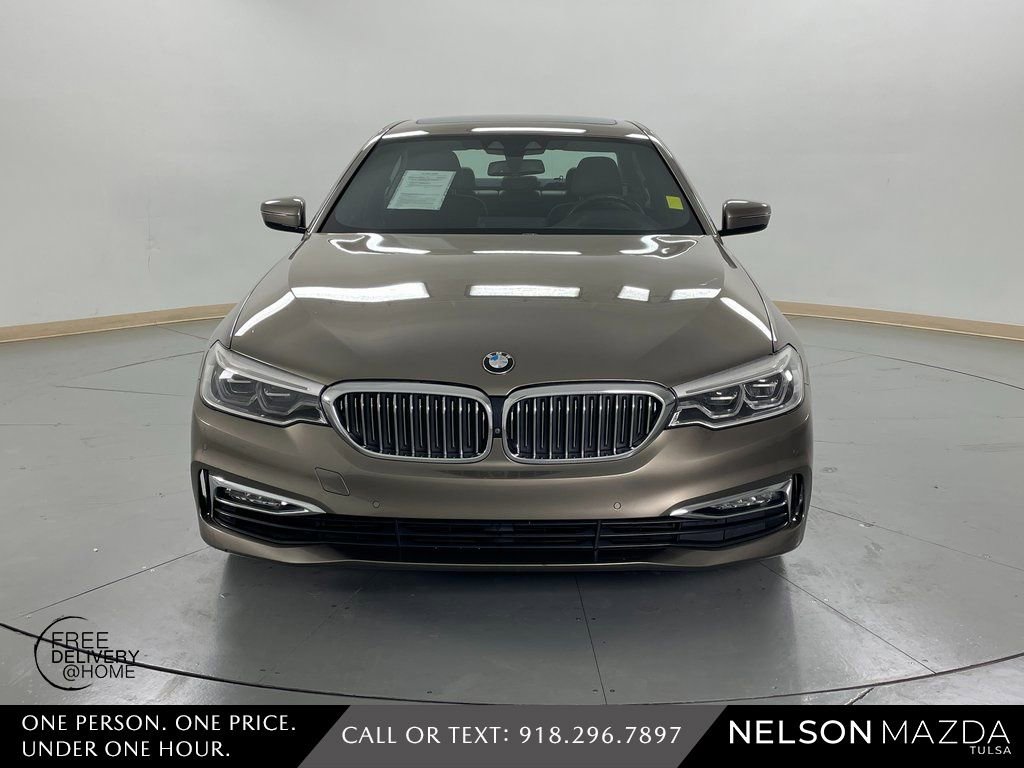 Used 2017 BMW 540i image 2