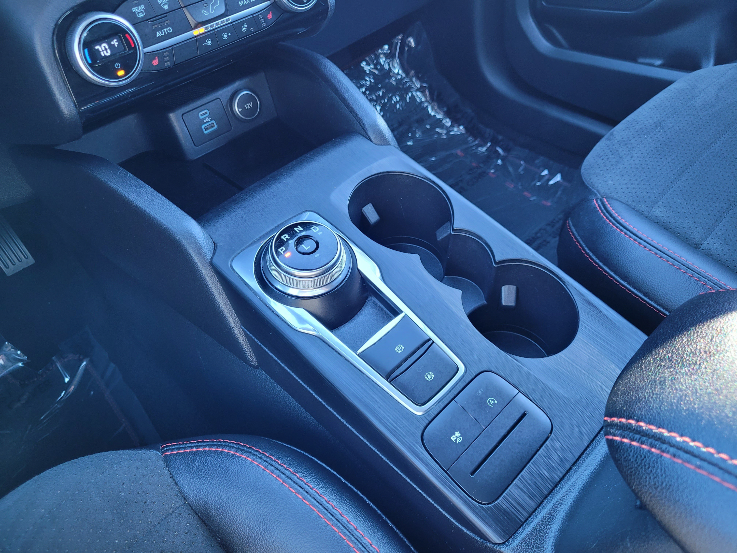 Certified 2021 Ford Escape SEL w/ SEL Stealth AWD Package image 24