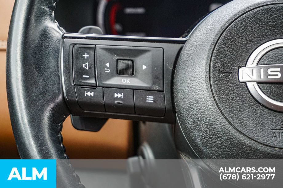 Used 2023 Nissan Pathfinder Platinum w/ Cargo Package FWD image 30