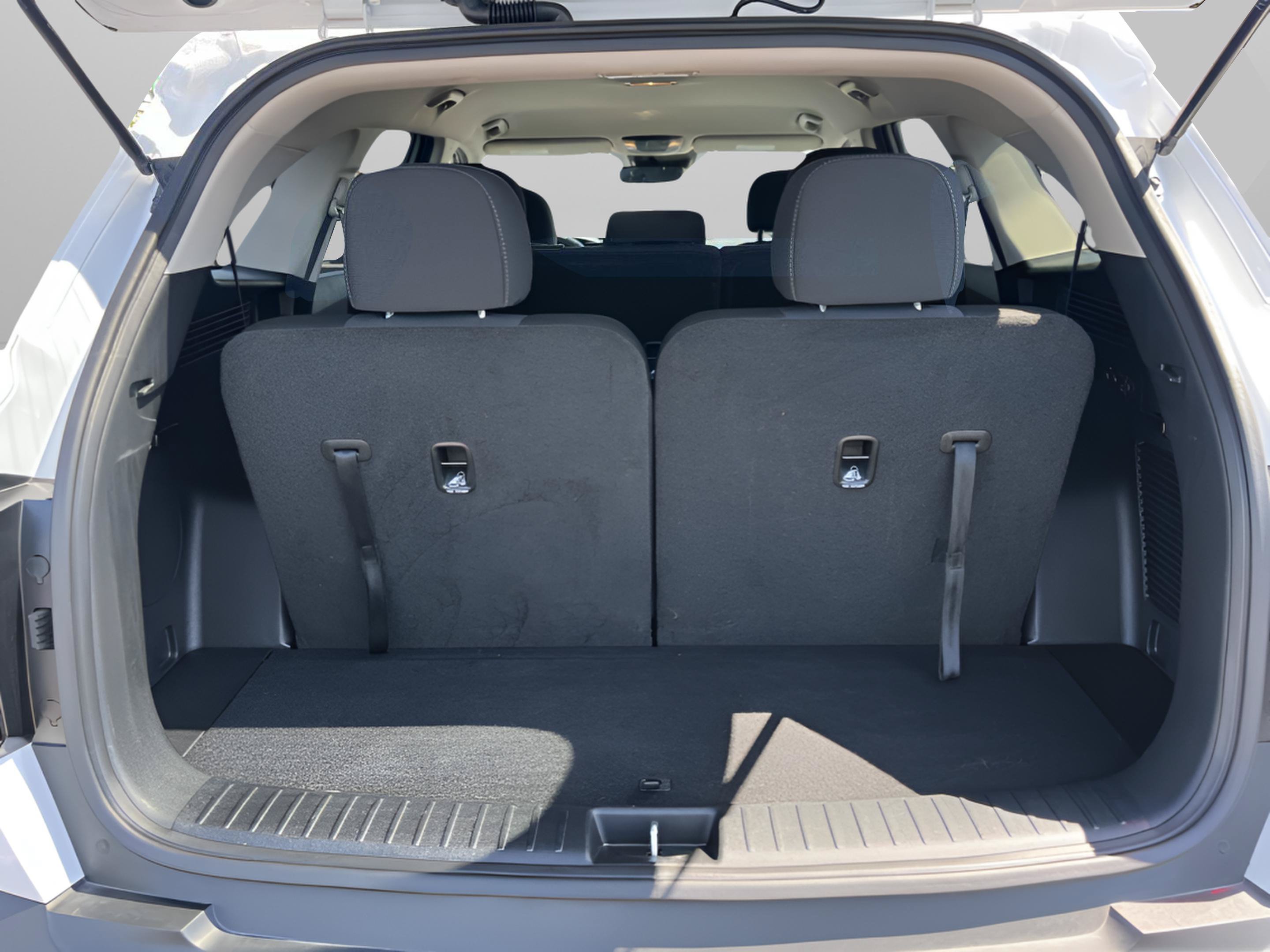Used 2023 Kia Sorento LX FWD image 23