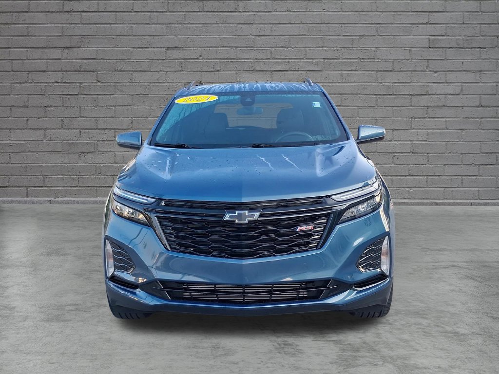 Used 2024 Chevrolet Equinox RS FWD image 2