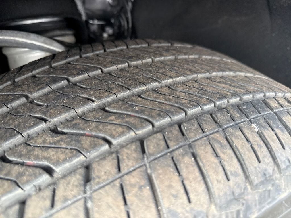 Used 2025 Chevrolet Tahoe High Country image 35