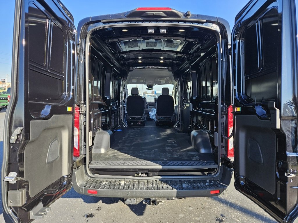 New 2026 Ford Transit 350 148 Medium Roof AWD image 23
