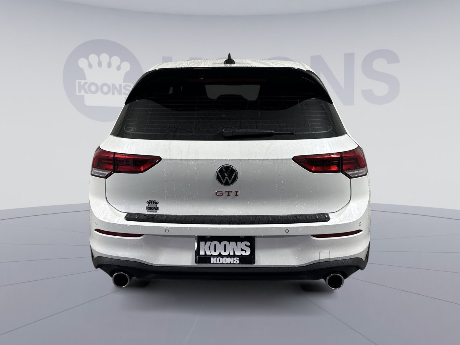 Used 2025 Volkswagen GTI SE FWD image 5