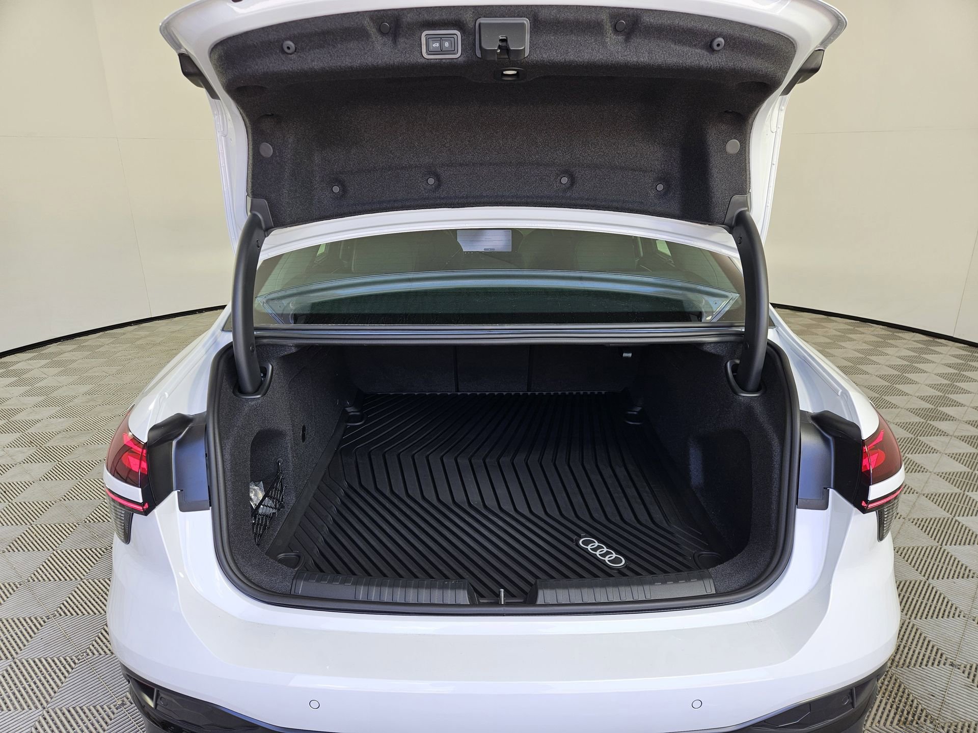 New 2026 Audi A6 Prestige AWD/4WD image 9