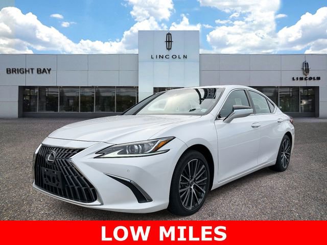 Used 2023 Lexus ES 350 w/ Premium Package image 2