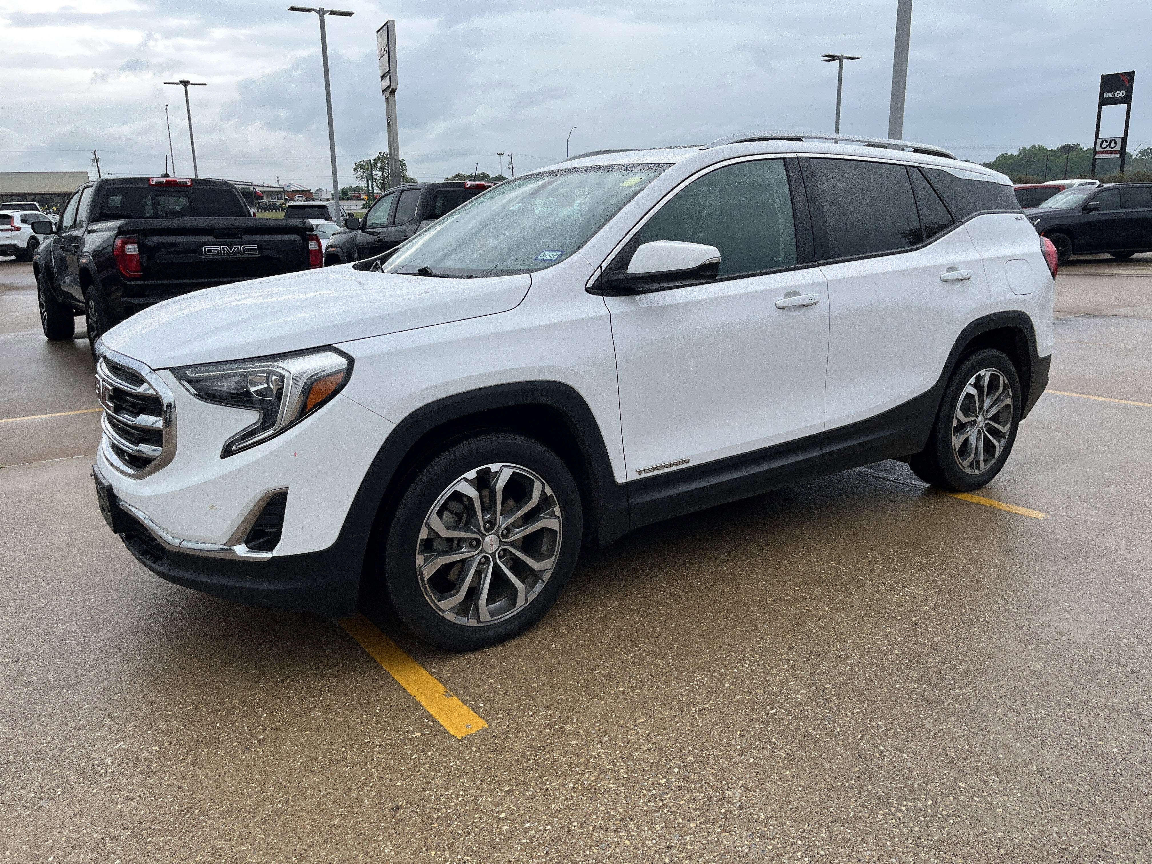 Used 2018 GMC Terrain SLT w/ Preferred Package image 1