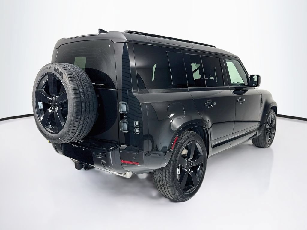 New 2026 Land Rover Defender 110 X-Dynamic SE AWD/4WD image 5