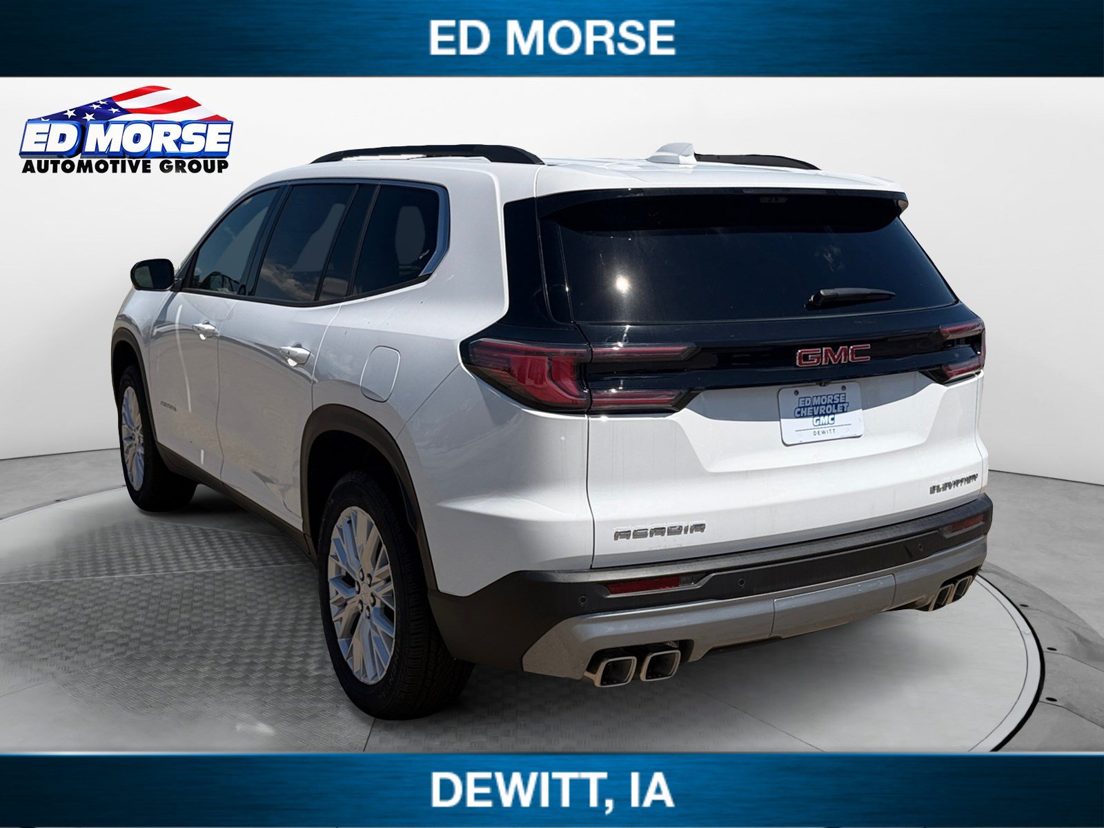 New 2026 GMC Acadia Elevation w/ Elevation Premium Package FWD image 3