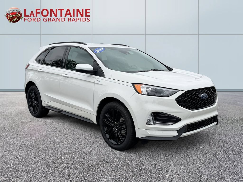 Used 2022 Ford Edge ST-Line AWD/4WD image 3