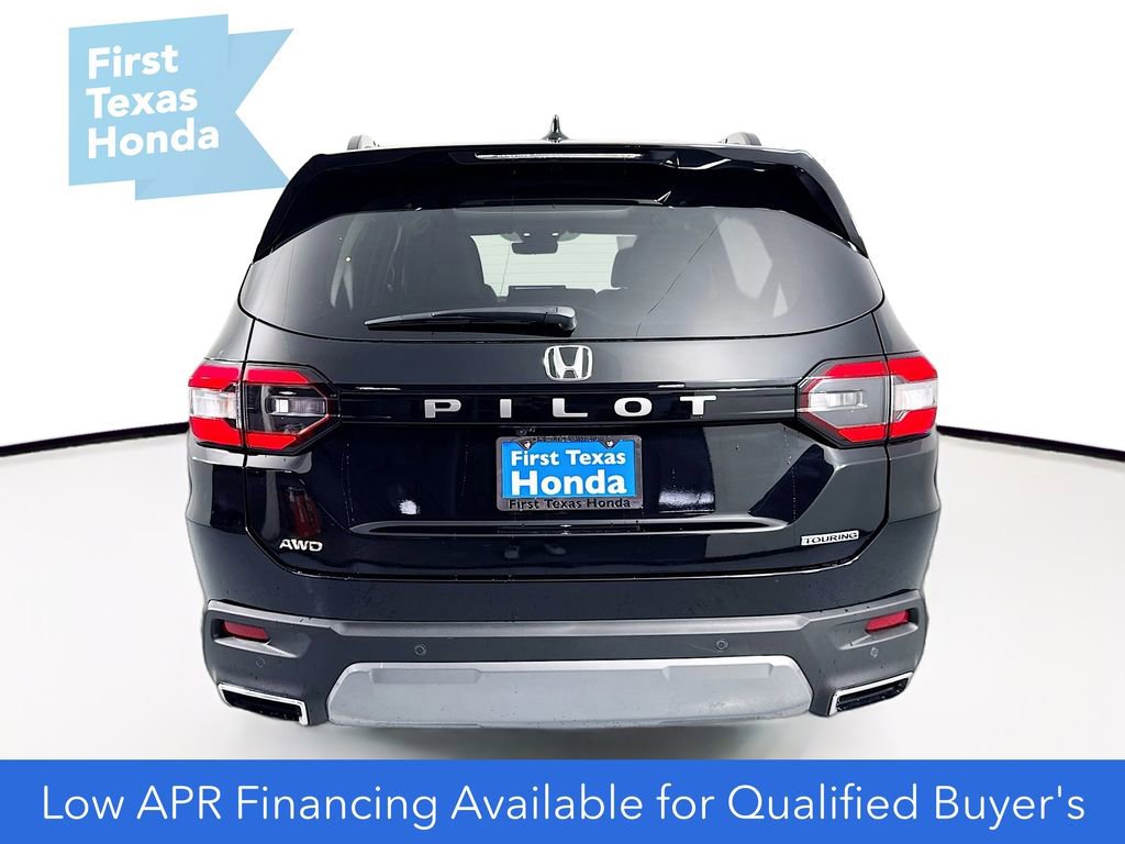 New 2026 Honda Pilot Touring image 7