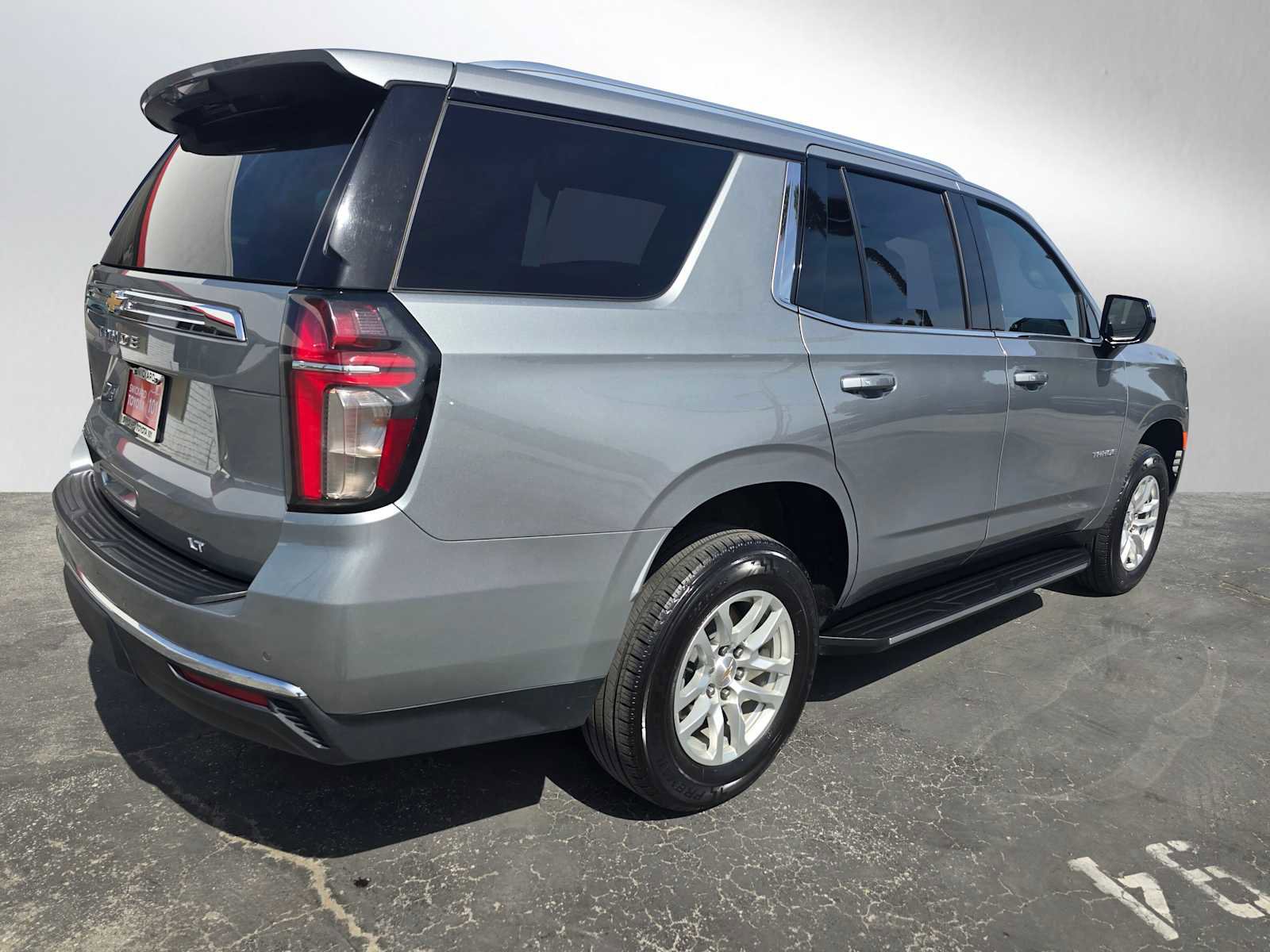 Used 2024 Chevrolet Tahoe LT image 3