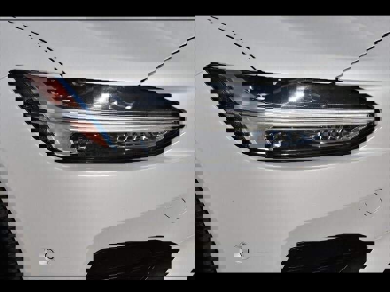 Used 2017 Volvo S90 T5 Momentum w/ Vision Package image 44