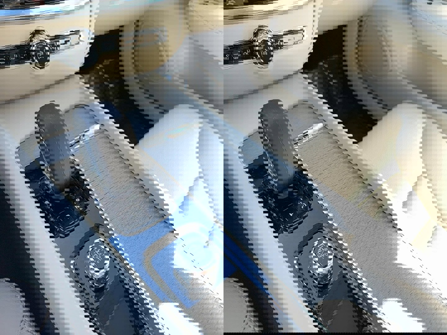 New 2026 Volvo V60 B5 Cross Country Plus w/ Climate Package image 23