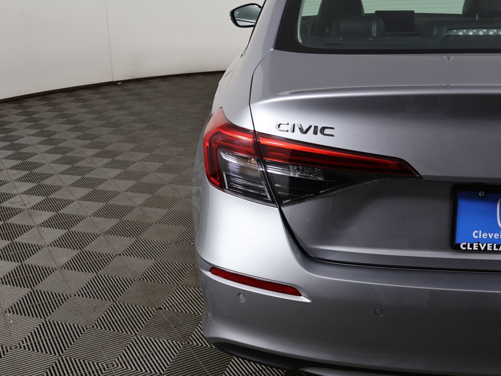 Used 2023 Honda Civic Touring image 17