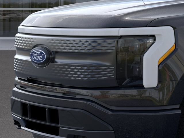 New 2025 Ford F150 Lightning XLT AWD/4WD image 17