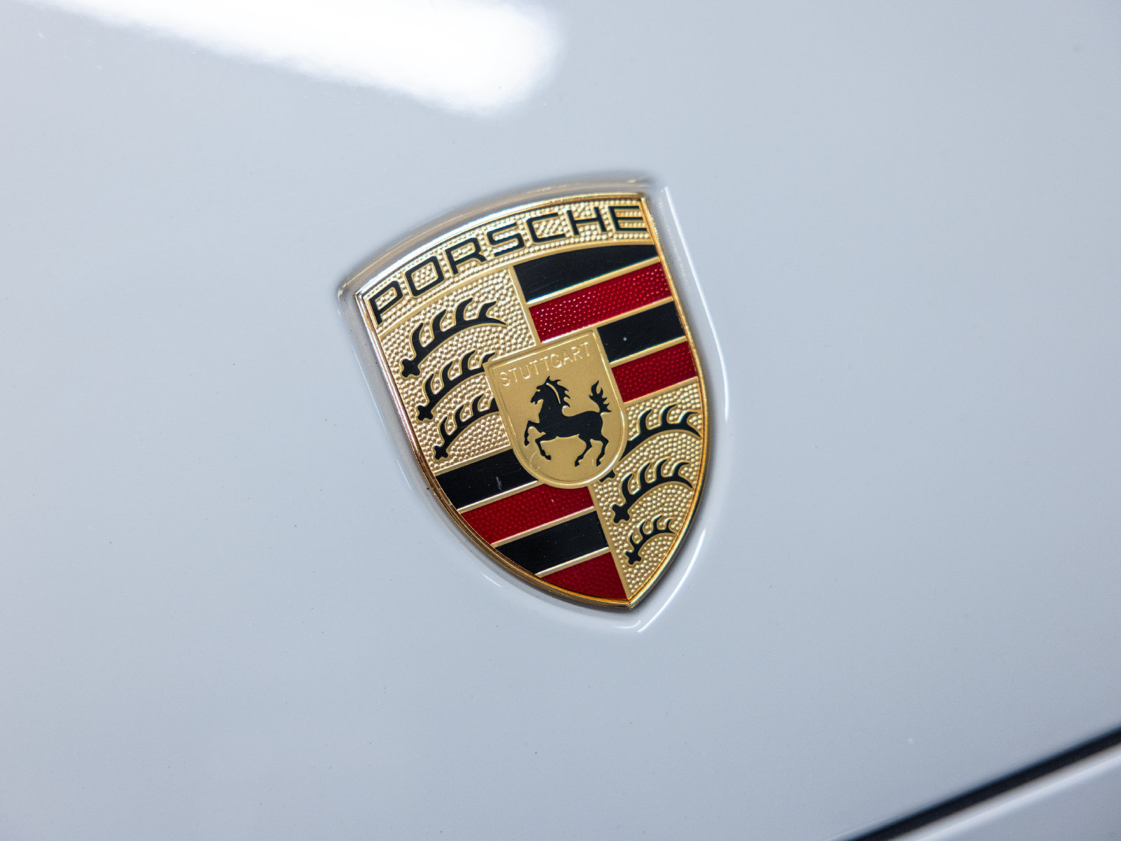 Certified 2024 Porsche Cayenne Coupe AWD/4WD image 18