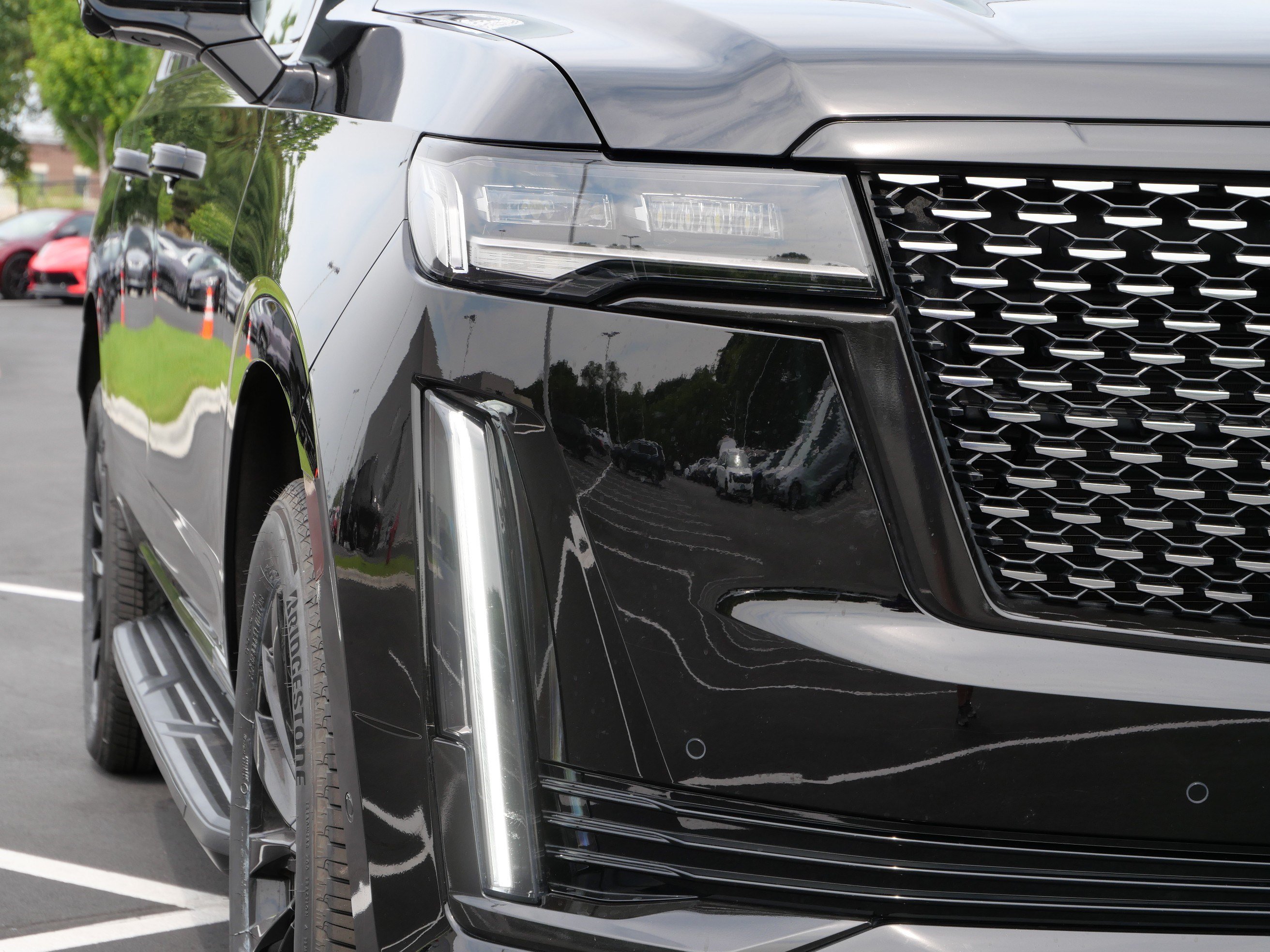 Certified 2023 Cadillac Escalade ESV Premium Luxury w/ Performance Package AWD/4WD image 15