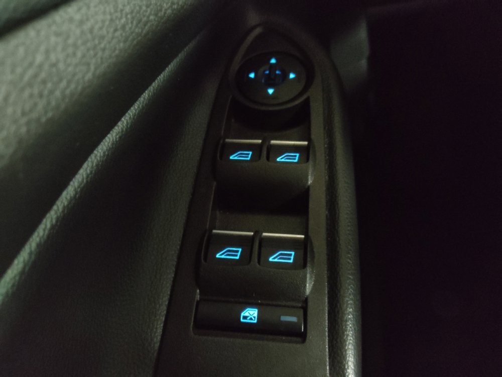 Used 2019 Ford Escape SEL image 27