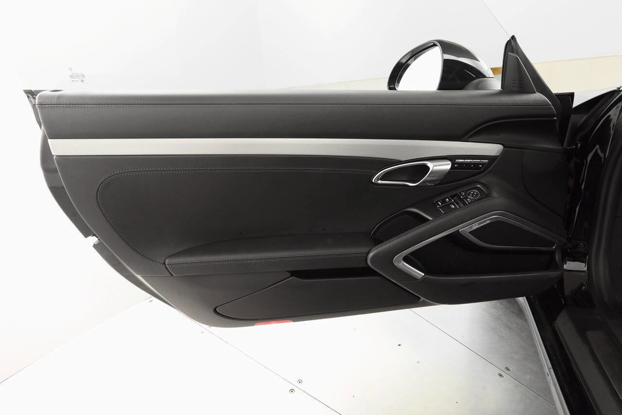 Used 2017 Porsche 911 Carrera S RWD image 38