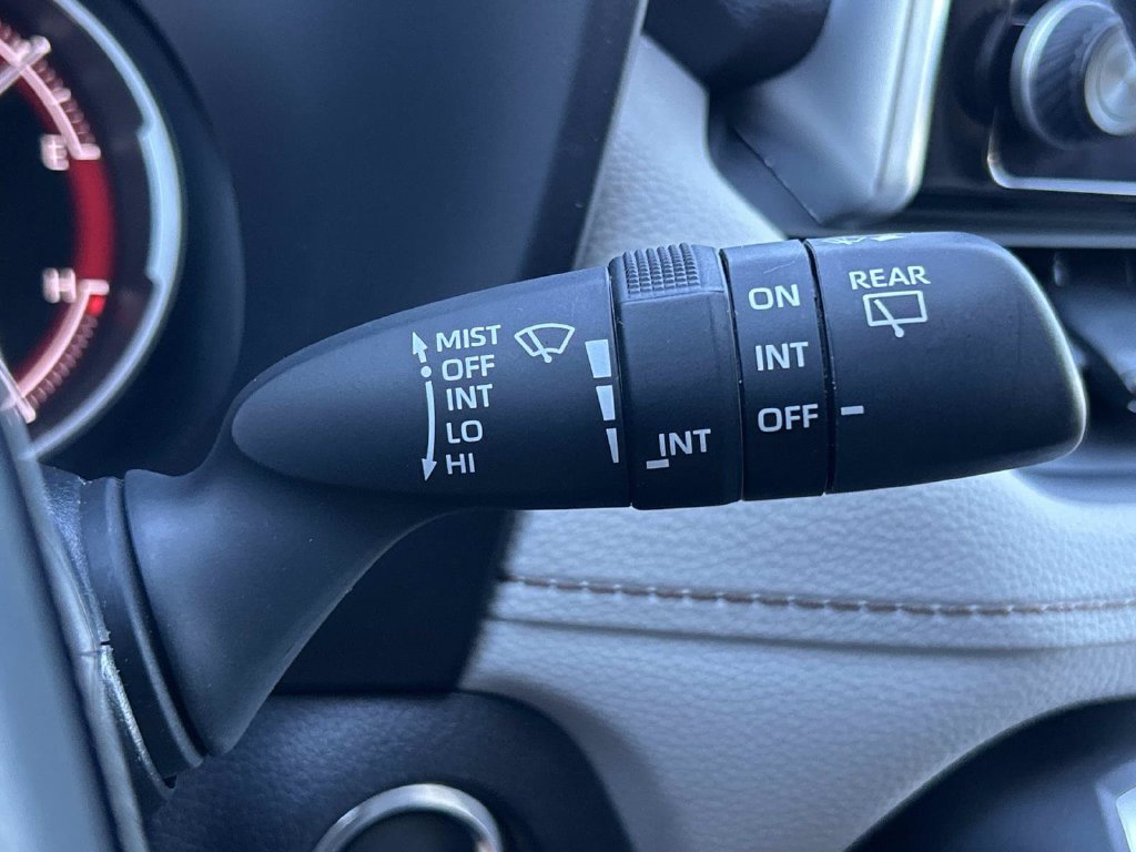 Used 2025 Toyota RAV4 XLE w/ Convenience Package FWD image 35
