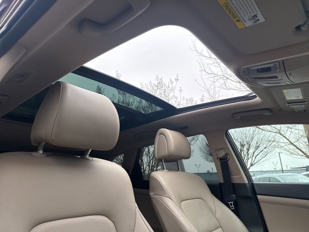 Used 2017 Hyundai Tucson Limited w/ Limited Ultimate Package 03 image 33