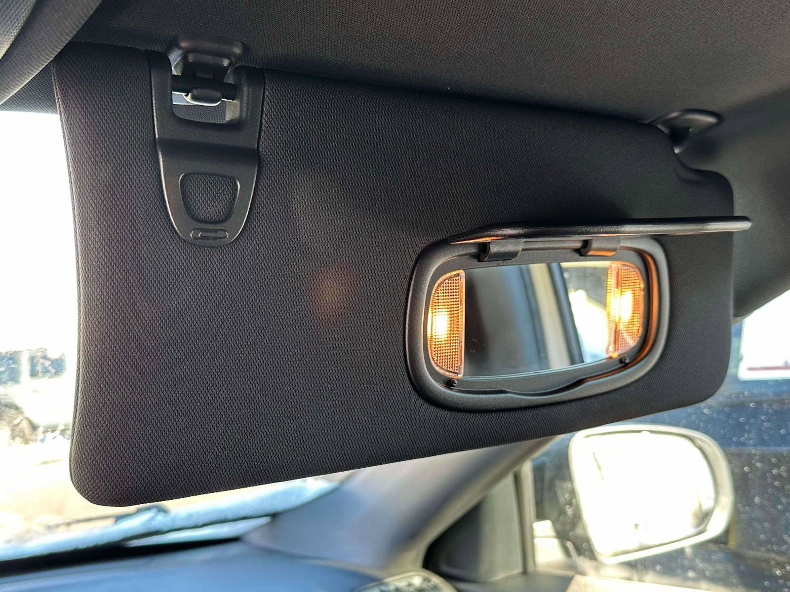 Used 2024 Jeep Compass Latitude image 28