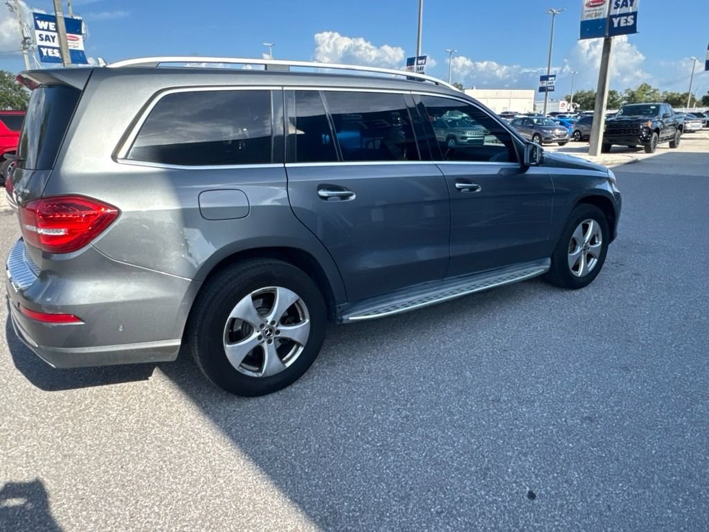 Used 2018 Mercedes-Benz GLS 450 4MATIC image 11