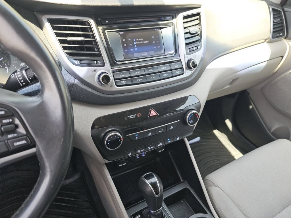 Used 2017 Hyundai Tucson Sport AWD/4WD image 29