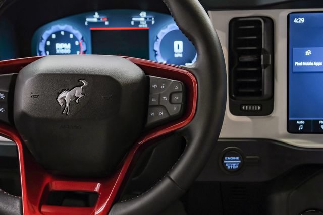 Used 2025 Ford Bronco Heritage Edition AWD/4WD image 55