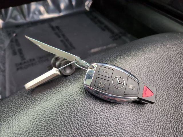 Used 2017 Mercedes-Benz SLC 300 image 28