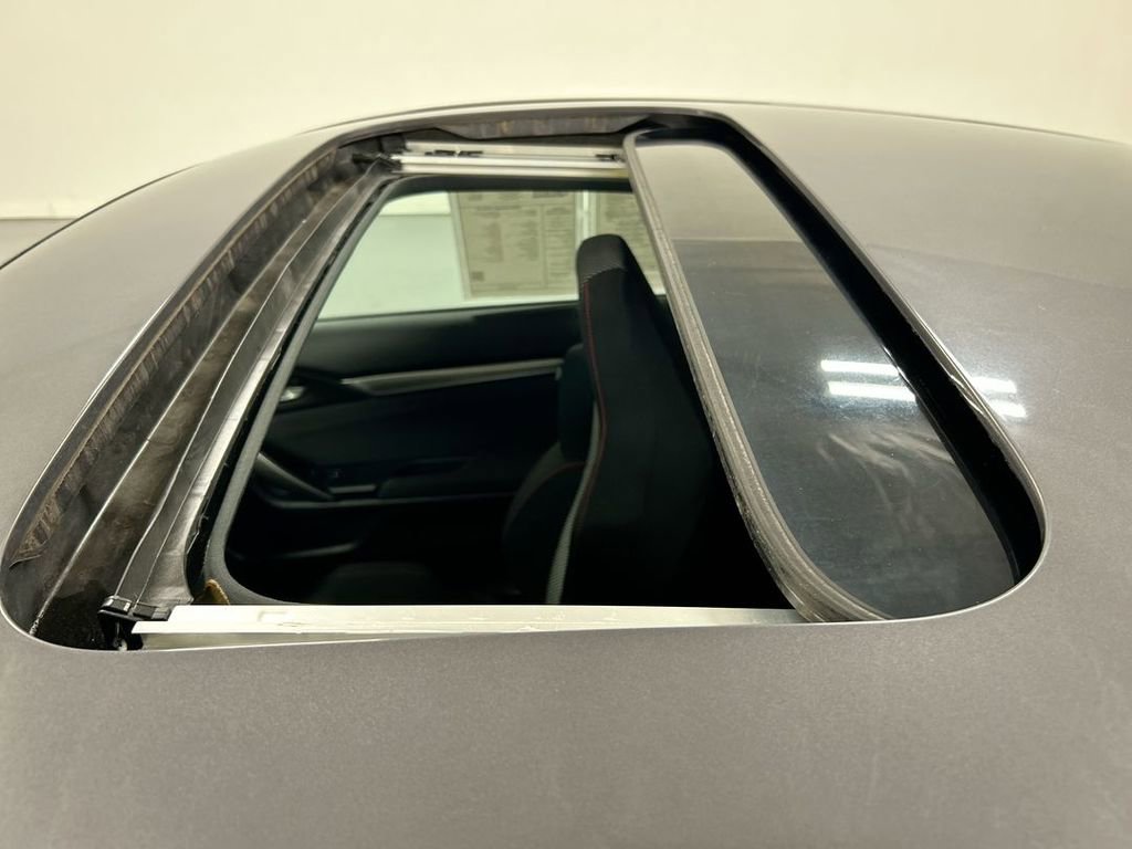 Used 2018 Honda Civic Si image 19