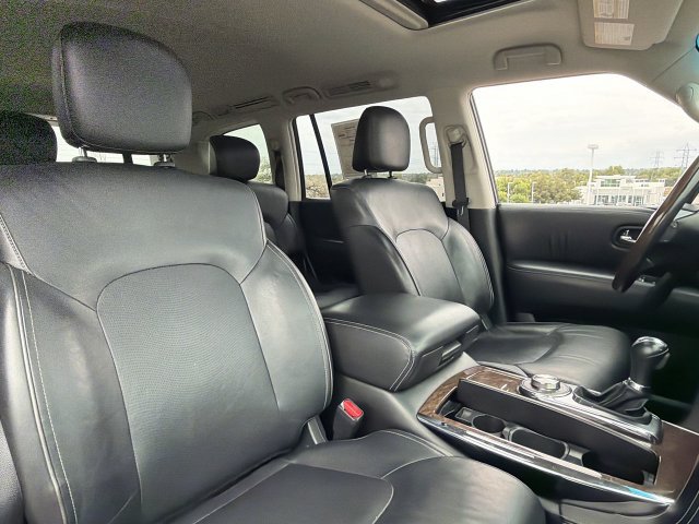 Used 2017 INFINITI QX80 4WD w/ Driver Assistance Package image 36