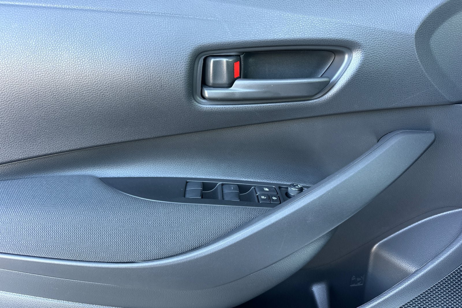 New 2027 Toyota Corolla LE FWD image 12