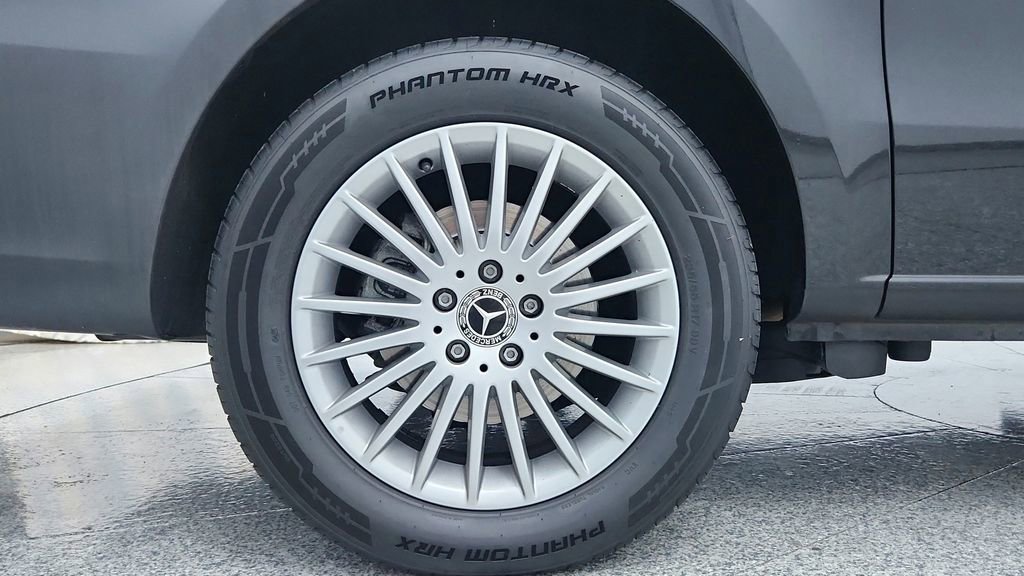 Used 2023 Mercedes-Benz Metris Passenger image 13