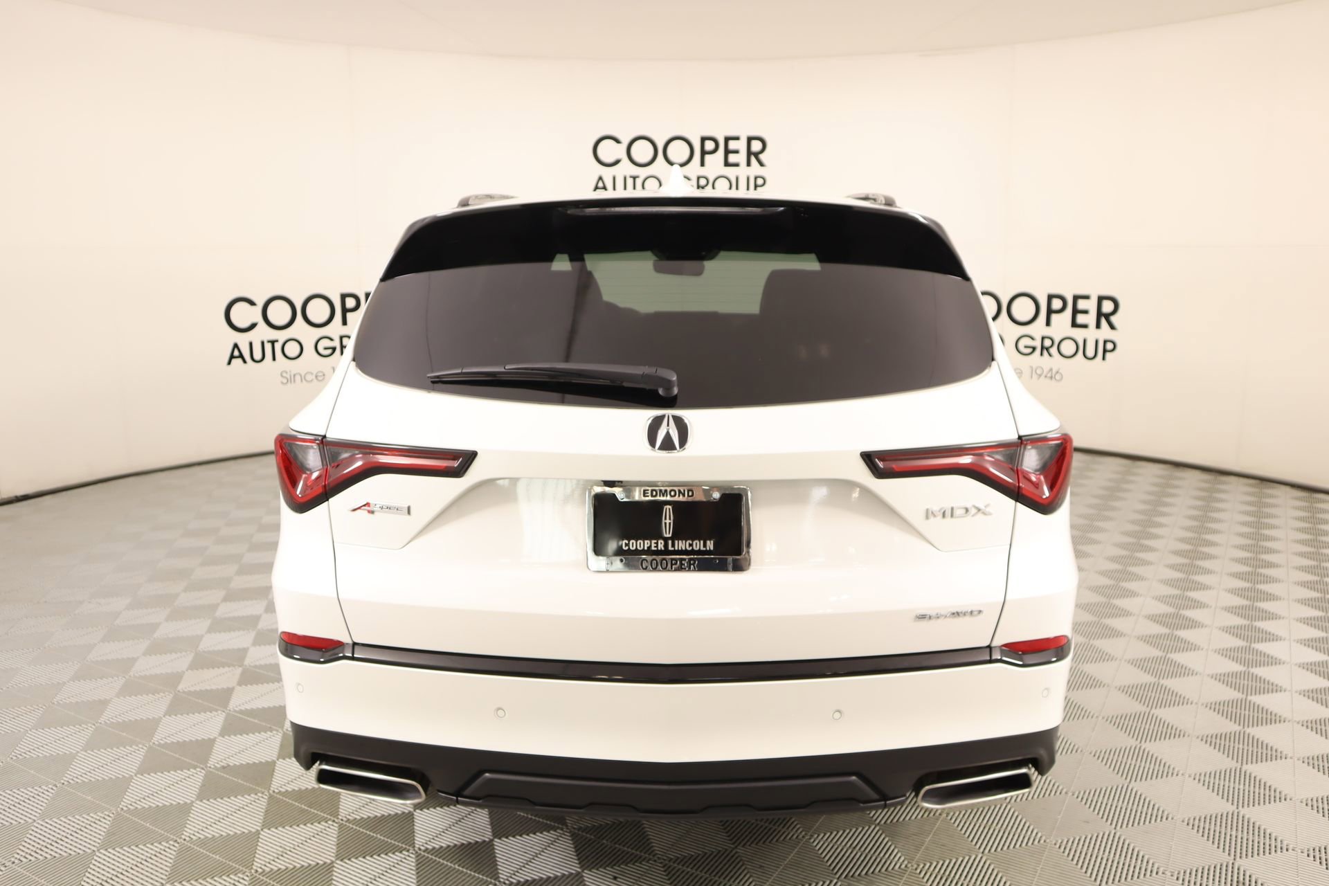 Used 2025 Acura MDX A-Spec image 22