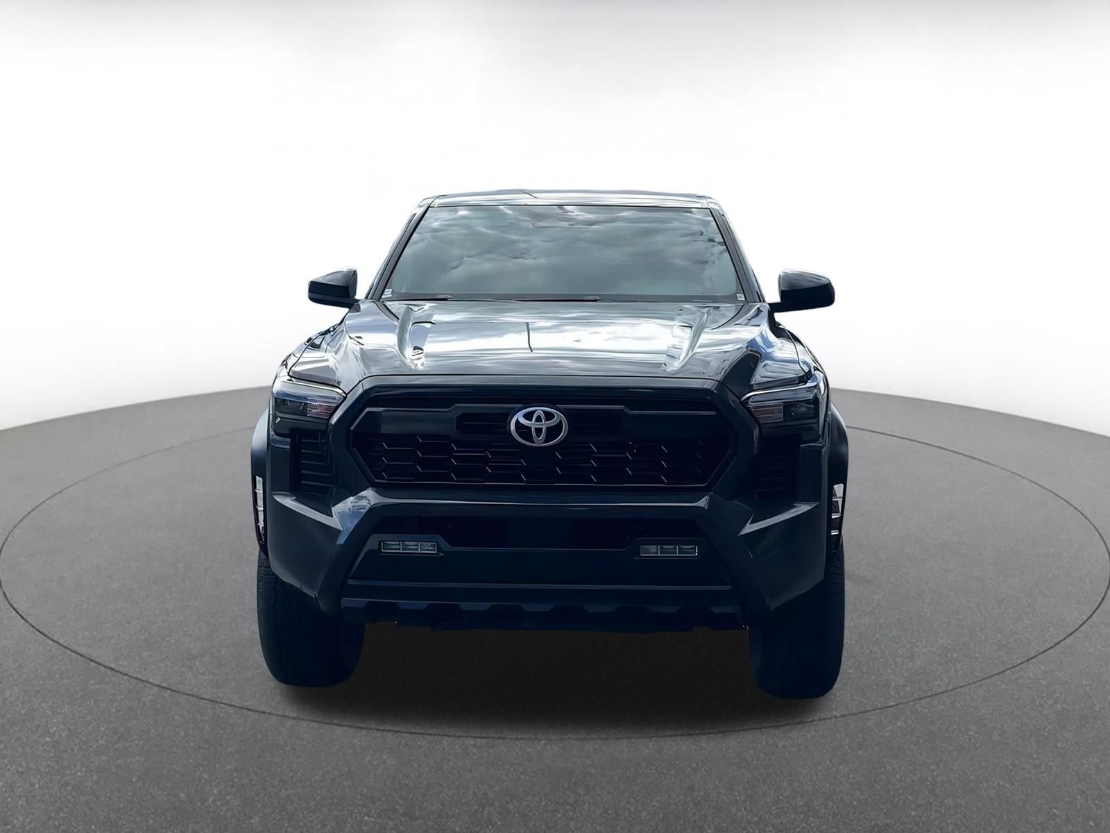 Used 2025 Toyota Tacoma TRD Off-Road image 4
