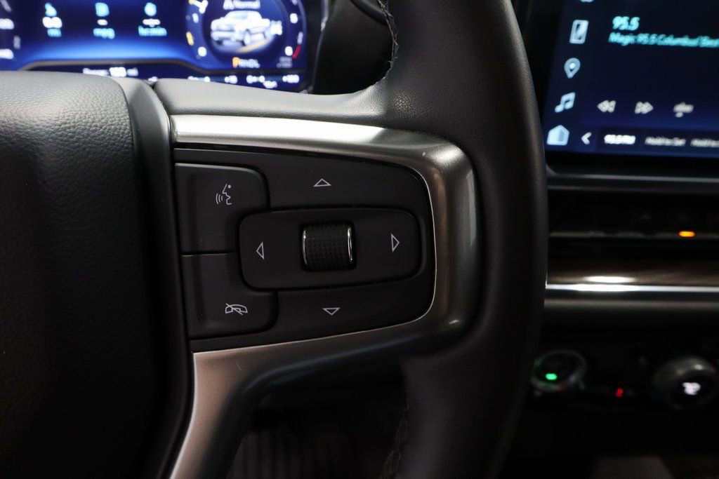 Used 2024 Chevrolet Silverado 1500 LT image 30