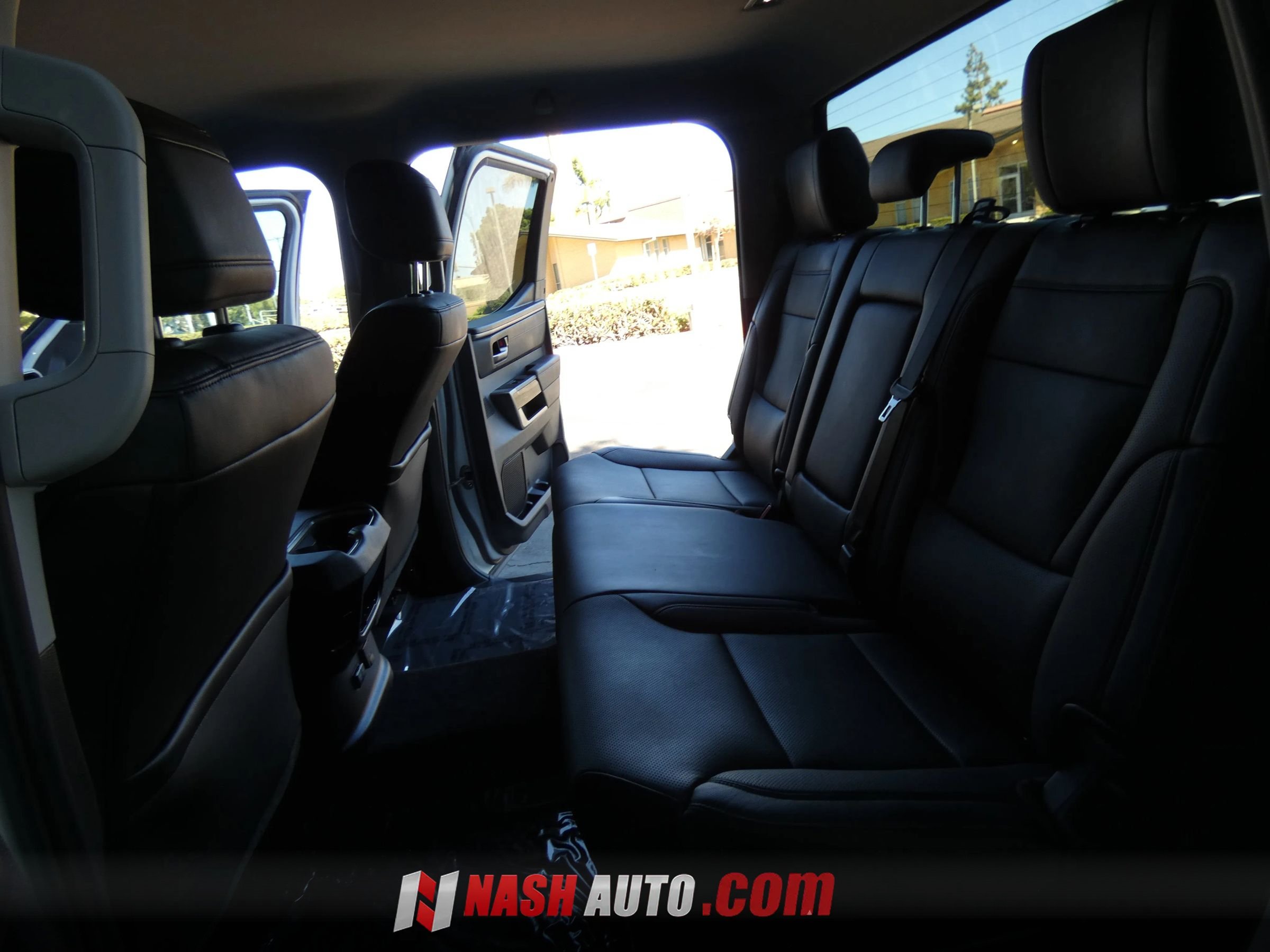 Used 2024 Toyota Tundra Limited AWD/4WD image 44