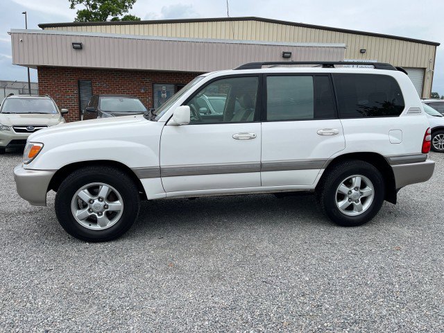 Used 2005 Toyota Land Cruiser AWD/4WD image 1
