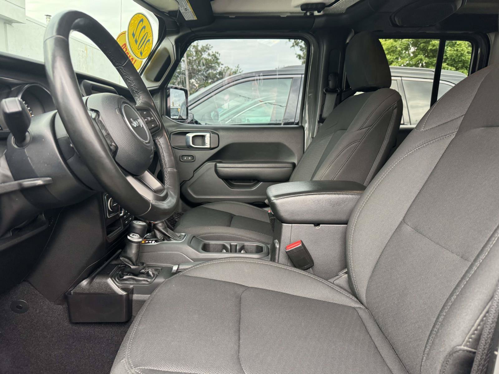 Used 2022 Jeep Wrangler Unlimited Sport AWD/4WD image 13