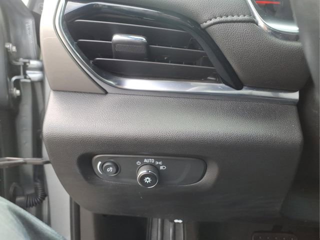 Certified 2023 Chevrolet Traverse LT image 21