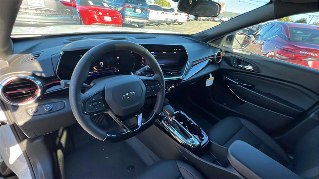 New 2026 Chevrolet Trax RS w/ Sunroof Package image 18